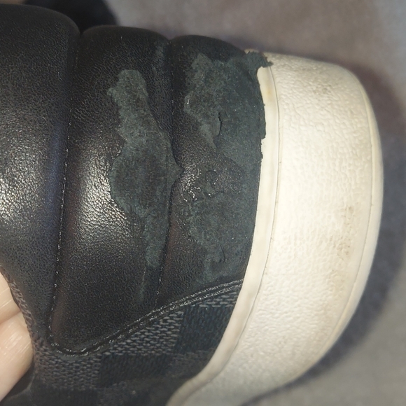 Louis Vuitton men's sneakers - Picture 5 of 11